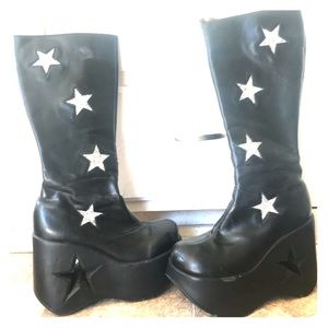 Demonia Star Boot Platforms